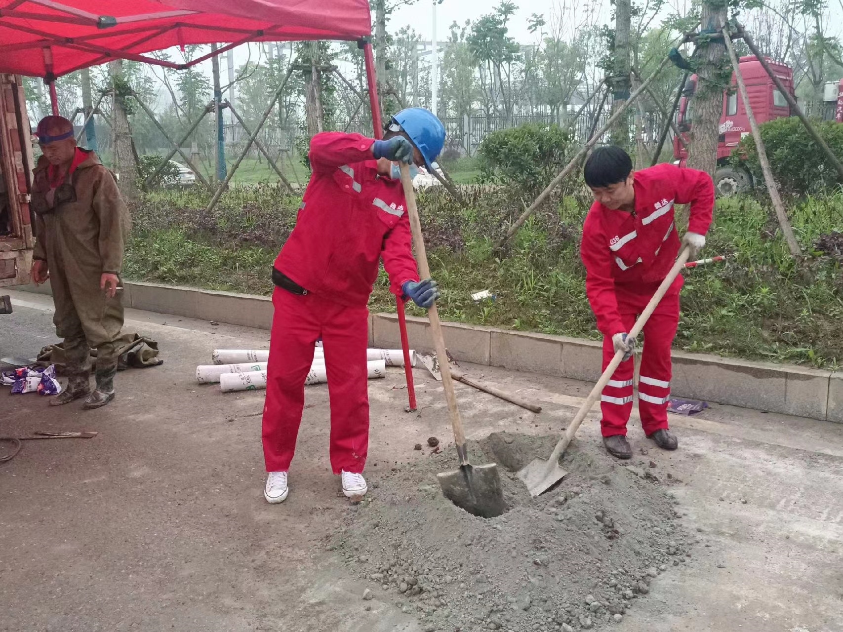 禹王台管道疏通哪家好】及时进行市政管道清淤