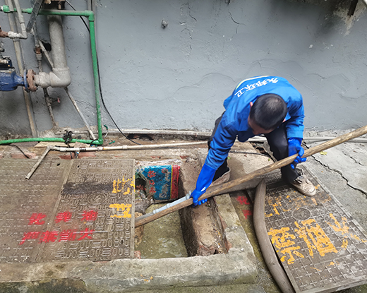 禹王台清掏化粪池